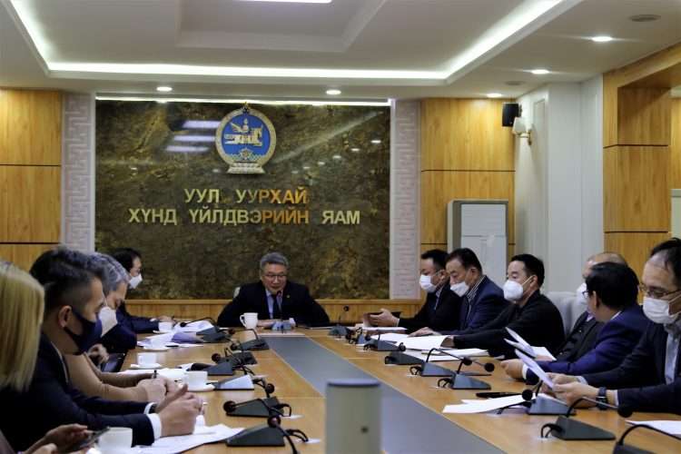 УУЛ УУРХАЙН САЛБАР ҮҮСЭЖ, ХӨГЖСӨНИЙ 100 ЖИЛИЙН ОЙ ЭНЭ ОНД ТОХИОЖ БАЙНА