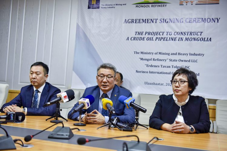 ГАЗРЫН ТОС БОЛОВСРУУЛАХ ҮЙЛДВЭРИЙН “ТҮҮХИЙ ТОС ДАМЖУУЛАХ ХООЛОЙ БАРИХ ТӨСӨЛ”-ИЙН ХАМТРАН АЖИЛЛАХ ГЭРЭЭНД ГАРЫН ҮСЭГ ЗУРЛАА