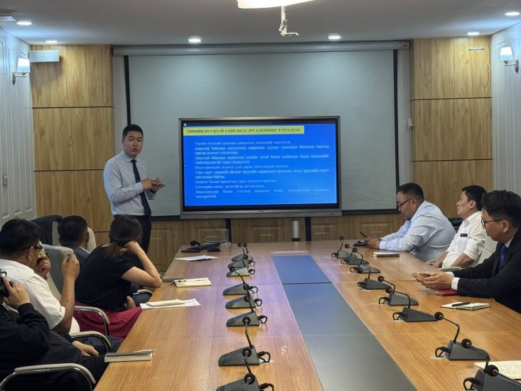 The Ministry of Industry and Mineral Resources, in collaboration with the Independent Authority Against Corruption and the General Intelligence Agency, organized a training on “Anti-Corruption Activities” and the “State and Official Secrets”
