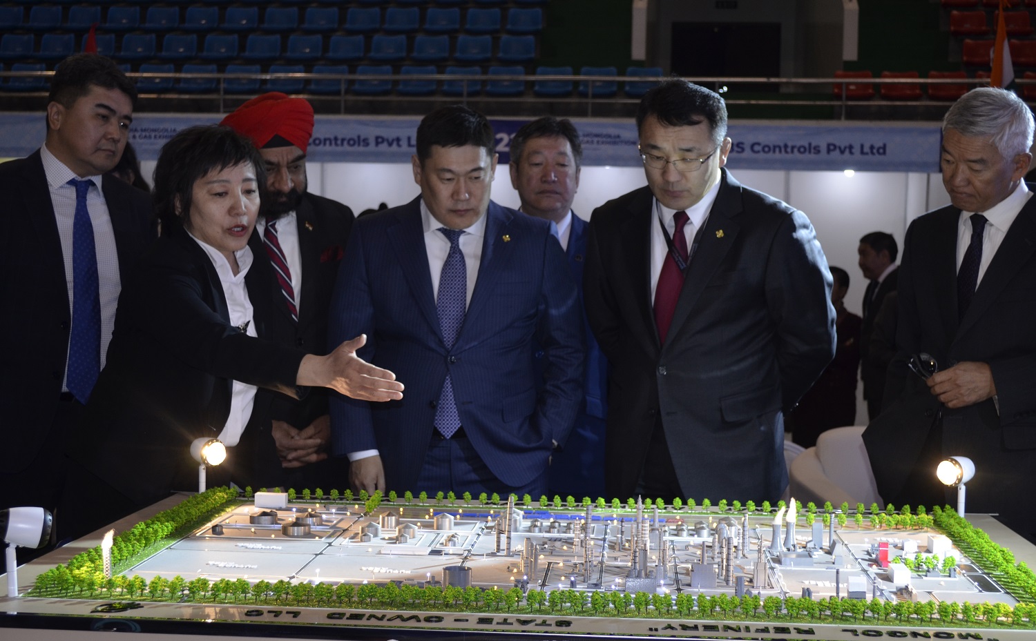 “Энэтхэг-Монголын газрын тос, хийн үзэсгэлэн”-г анх удаа зохион байгуулж байна