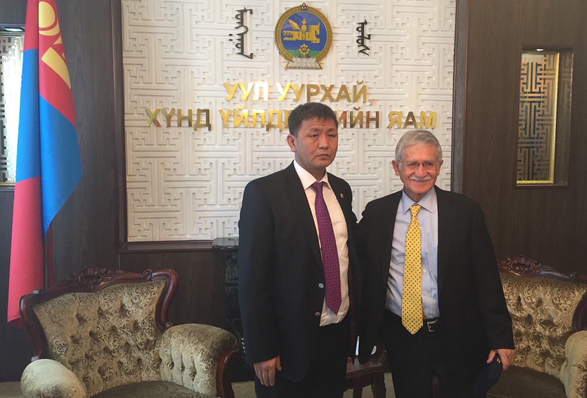 Чили улсын “Коделко” компанийн төлөөлөгчидтэй уулзлаа
